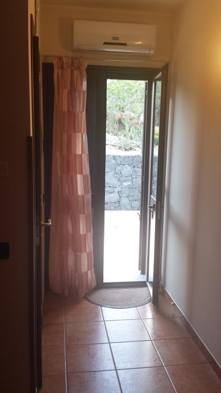 Azienda Agricola Cuntarati Bronte Chambre photo